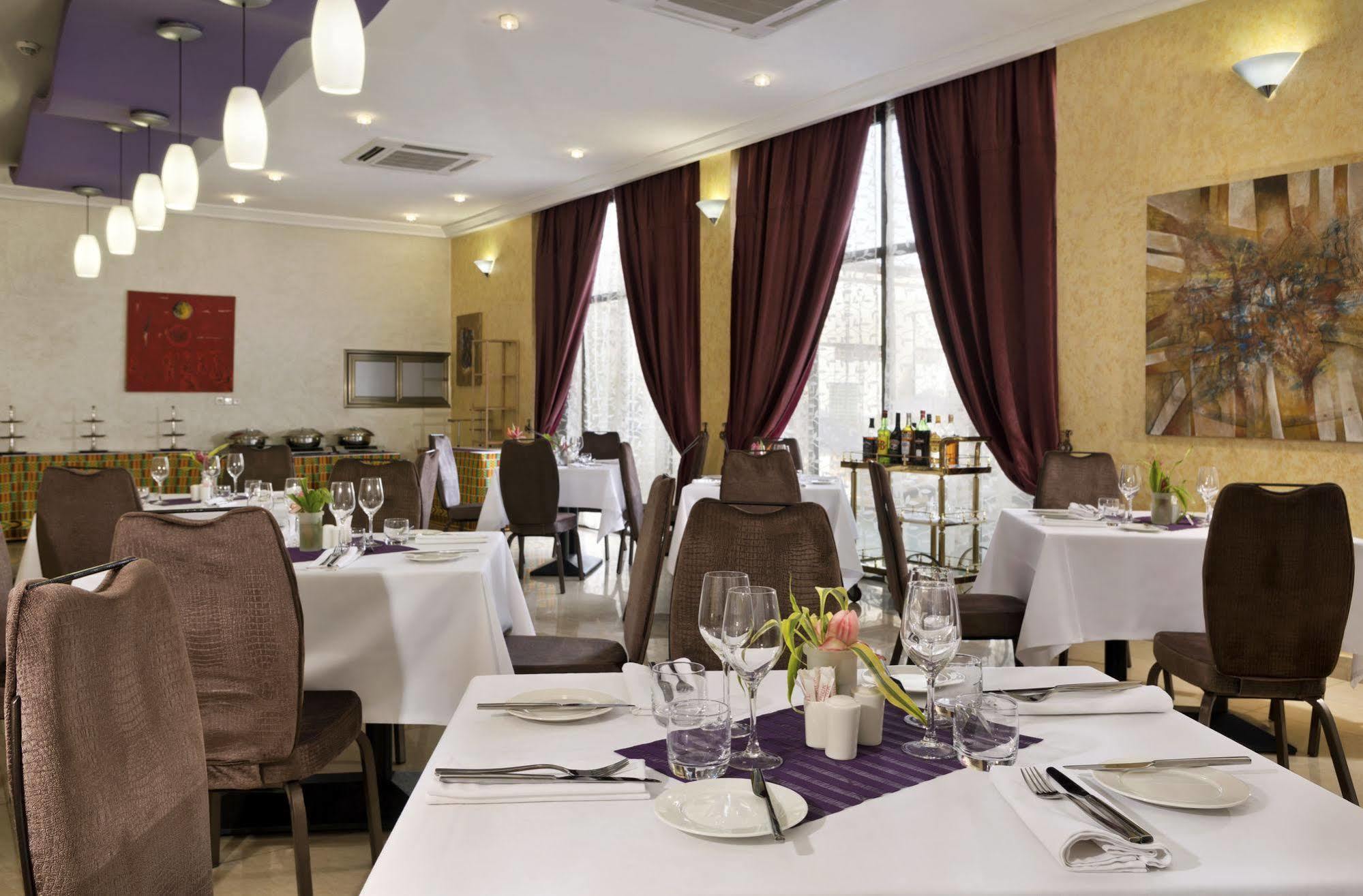 Bravia Hotel Ouagadougou Eksteriør bilde